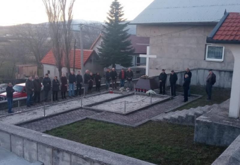 Obilježena 77. obljetnica zločina u Lugu kod Tomislavgrada - Obilježena 77. obljetnica zločina u Lugu kod Tomislavgrada